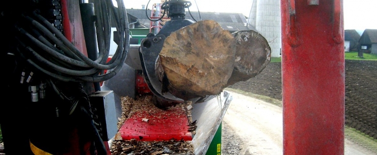 Štěpkovač Wood Terminator 10 DLB