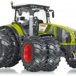 Traktor Axion 950 