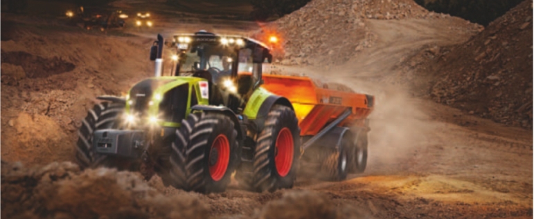 Traktor Axion 950